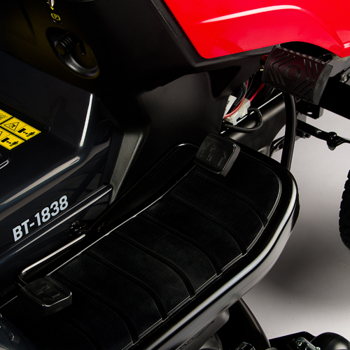 Trator Cortador de Grama Branco BT-1838 17,5 HP à gasolina - corte 38 pol