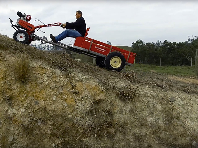 Carreta Tracionada Maquinafort IMPACTU´S 600T para Motocultivador