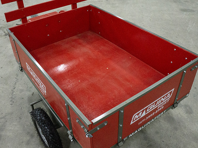 Carreta Simples Basculante Maquinafort 1300 R8 para Motocultivadores