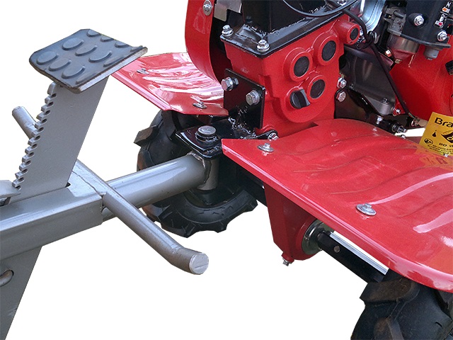 Carreta Simples Maquinafort 1300 R8 para Motocultivadores