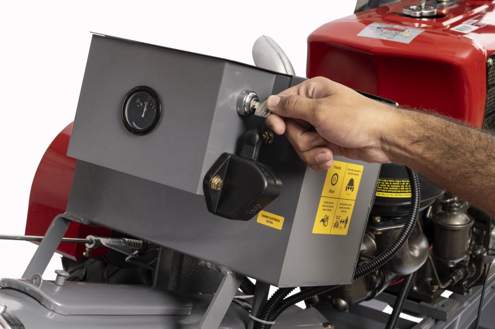 Microtrator Branco BTD-18.0E - Sem enxada rotativa